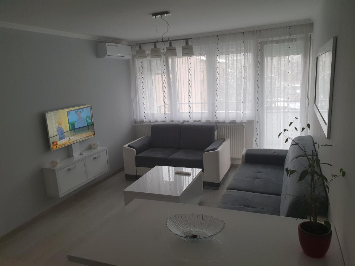 Apartment Ste-Mi Banyaluka Dış mekan fotoğraf